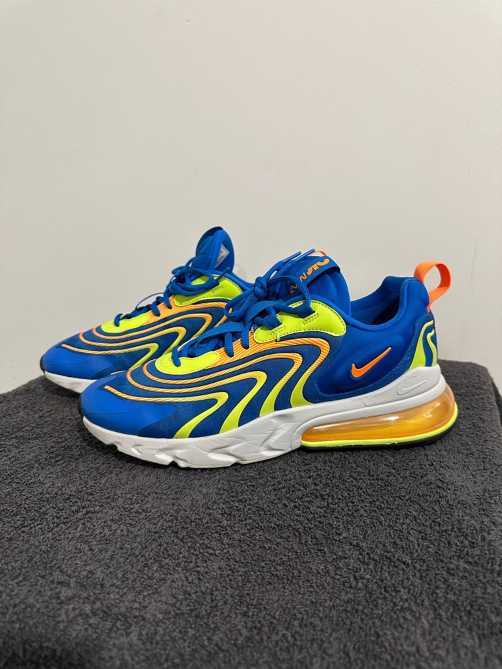 Nike Air Max. 270 React ENG Solar Blue Volt Orange. 🛸